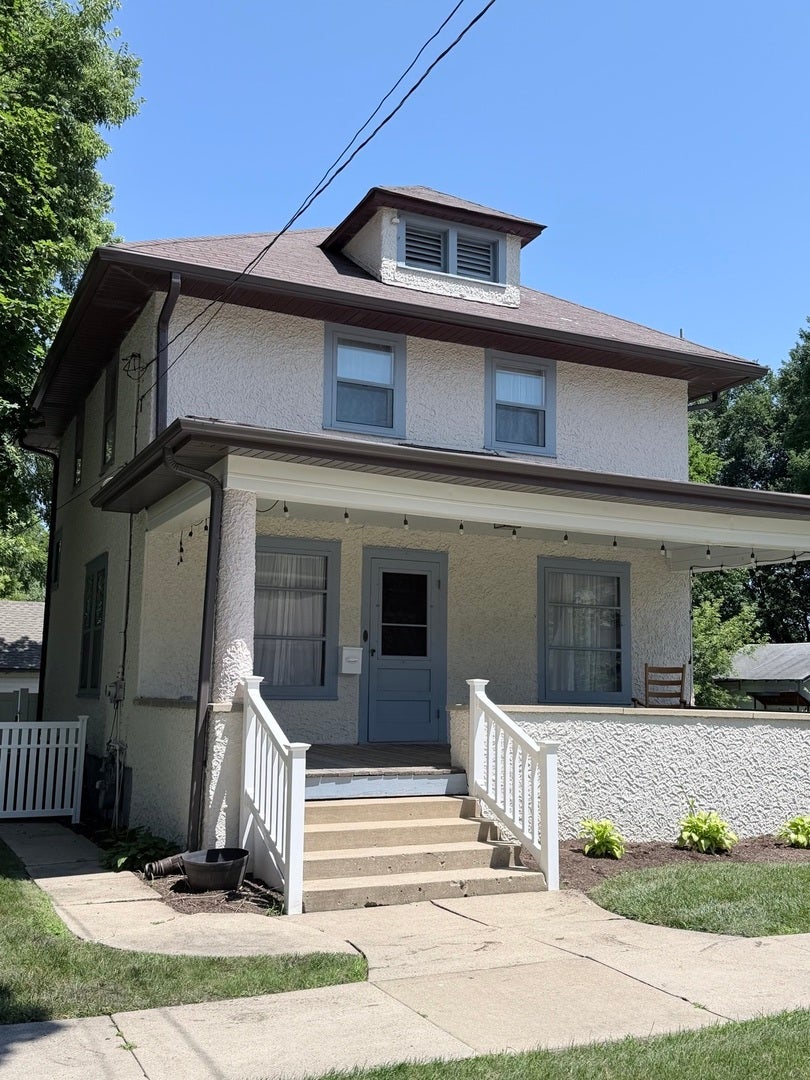 124 E Sunnyside Avenue