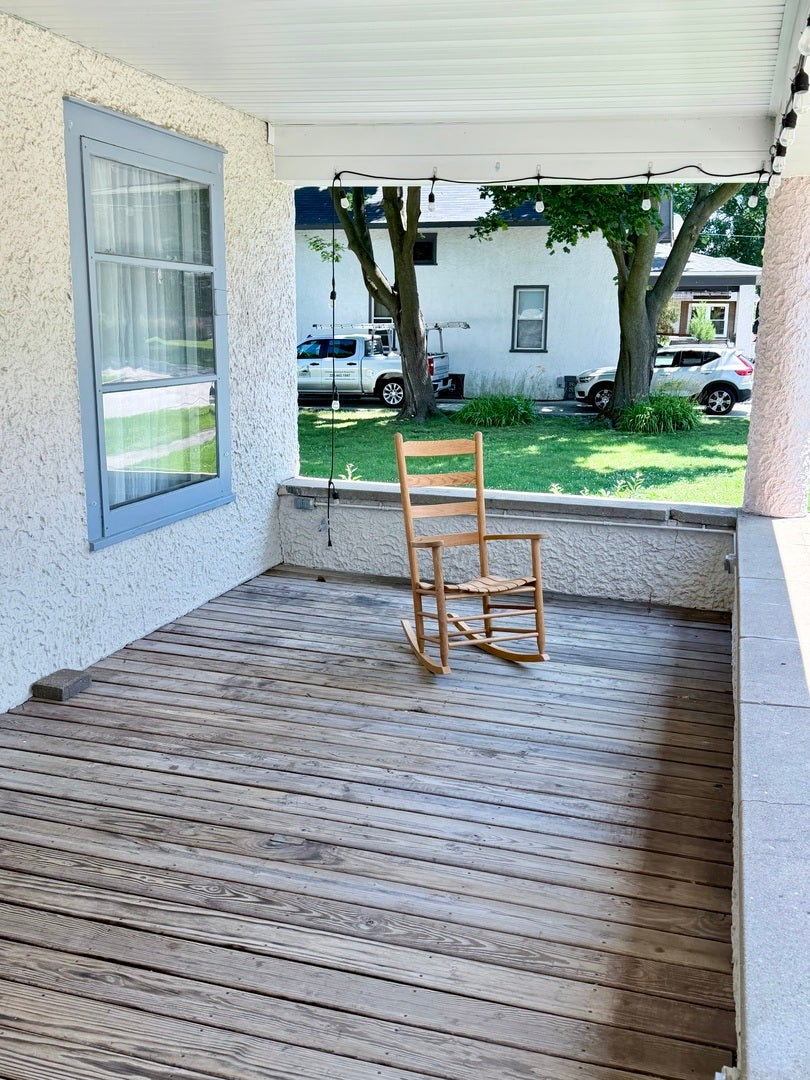 124 E Sunnyside Avenue
