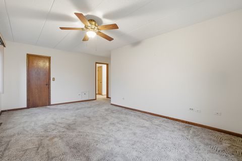 Tiny photo for 6740 180th Street W #1E, Tinley Park, IL 60477 (MLS # 12500699)