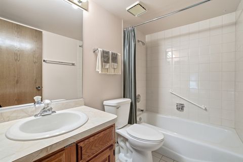 Tiny photo for 6740 180th Street W #1E, Tinley Park, IL 60477 (MLS # 12500699)