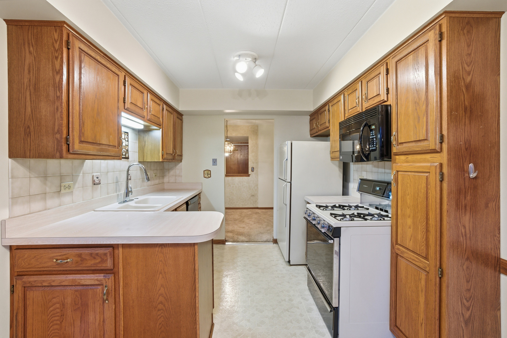 6740 180th Street W 1E