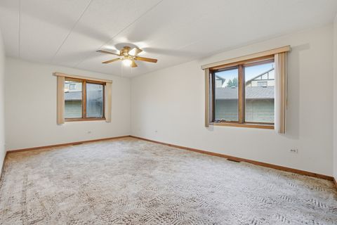 Tiny photo for 6740 180th Street W #1E, Tinley Park, IL 60477 (MLS # 12500699)