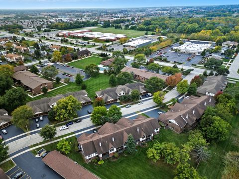 Tiny photo for 6740 180th Street W #1E, Tinley Park, IL 60477 (MLS # 12500699)