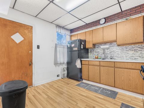 Tiny photo for 1313 Harvey Avenue, Berwyn, IL 60402 (MLS # 12479818)