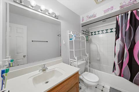 Tiny photo for 5101 Riverside Drive, Richton Park, IL 60471 (MLS # 12651468)