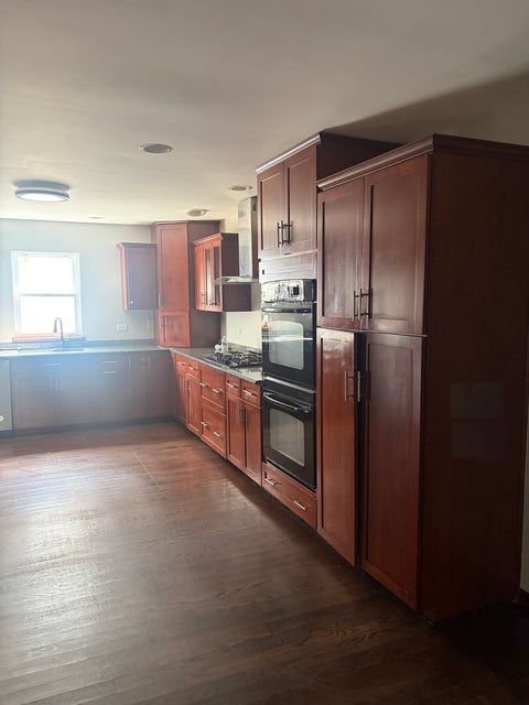 Tiny photo for 10017 Menard Avenue, Oak Lawn, IL 60453 (MLS # 12754338)