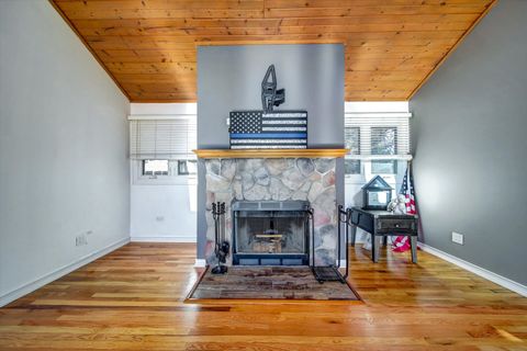 Tiny photo for 1691 JEFFREY Avenue, Glendale Heights, IL 60139 (MLS # 12516459)