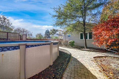 Tiny photo for 1691 JEFFREY Avenue, Glendale Heights, IL 60139 (MLS # 12516459)