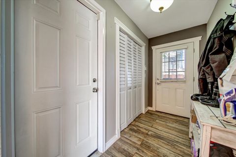 Tiny photo for 1691 JEFFREY Avenue, Glendale Heights, IL 60139 (MLS # 12516459)