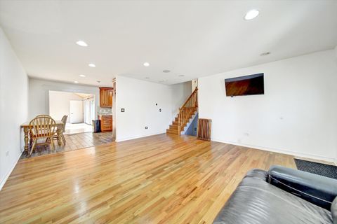 Tiny photo for 1691 JEFFREY Avenue, Glendale Heights, IL 60139 (MLS # 12516459)