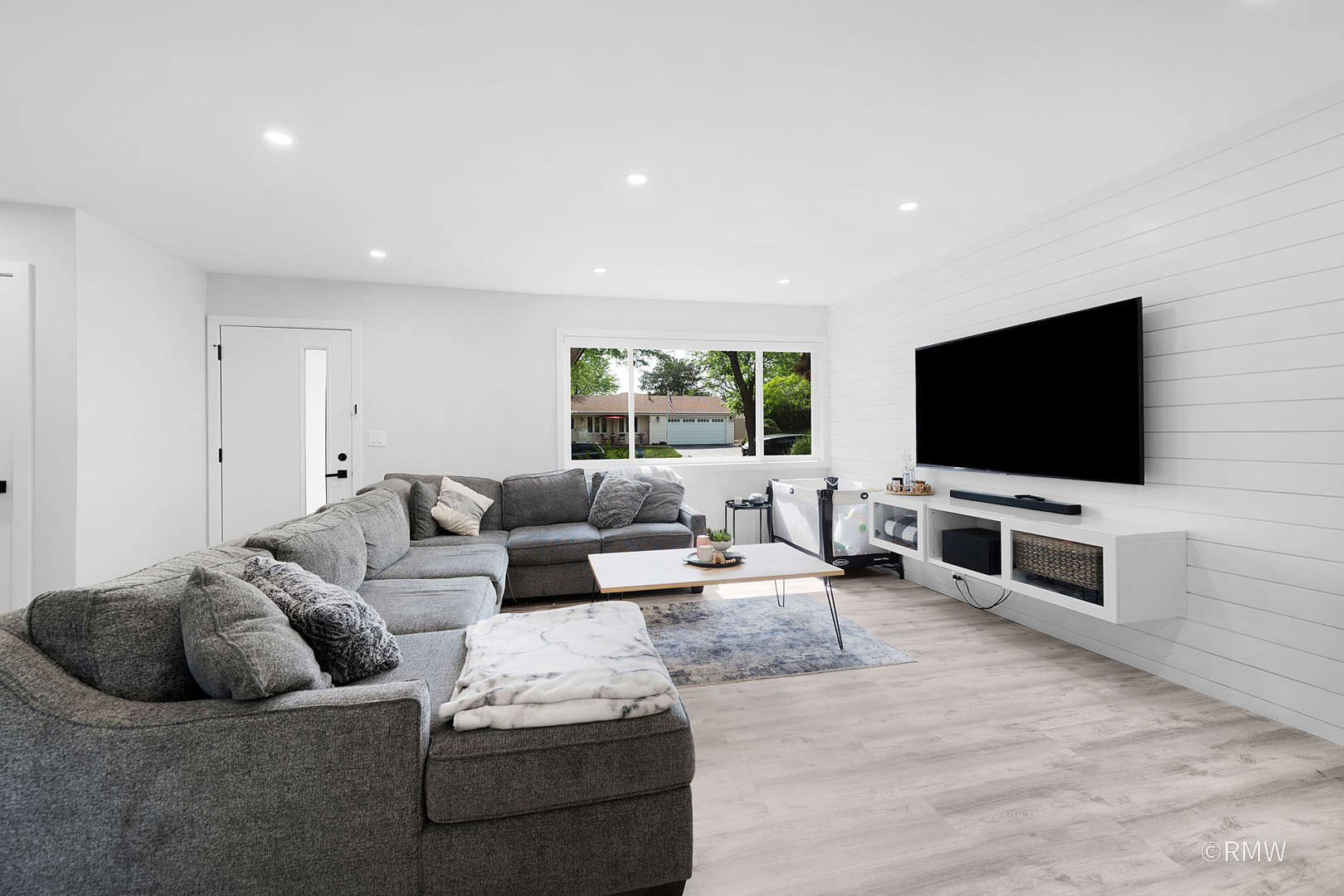 5309 Niven Lane