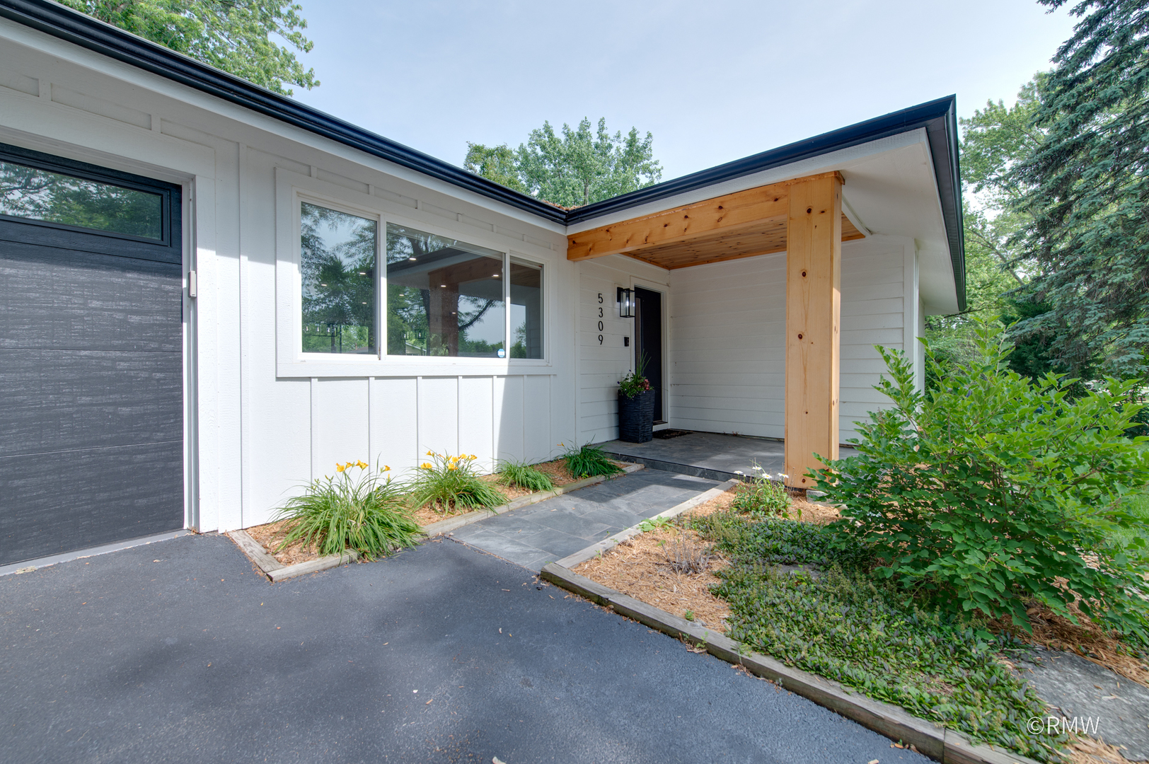 5309 Niven Lane