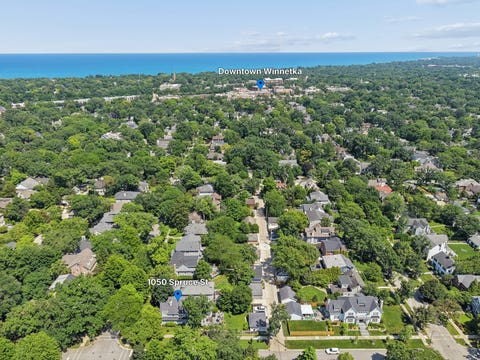 Tiny photo for 1050 Spruce Street, Winnetka, IL 60093 (MLS # 12690581)