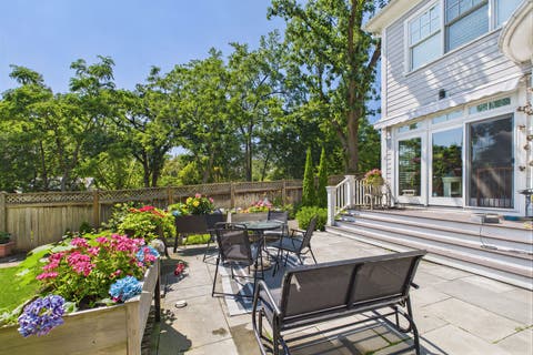 Tiny photo for 1050 Spruce Street, Winnetka, IL 60093 (MLS # 12690581)