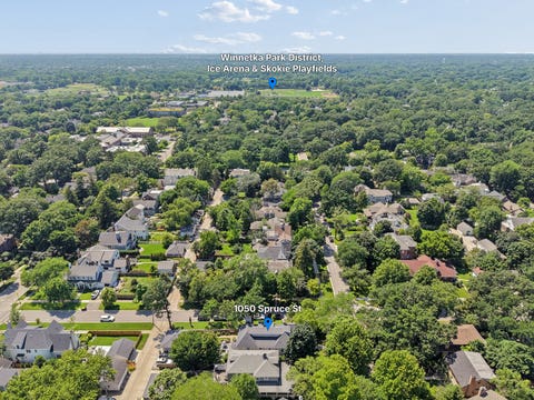 Tiny photo for 1050 Spruce Street, Winnetka, IL 60093 (MLS # 12690581)