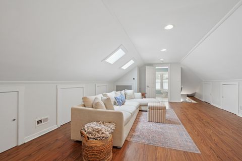 Tiny photo for 4136 Raymond Avenue, Brookfield, IL 60513 (MLS # 12593477)