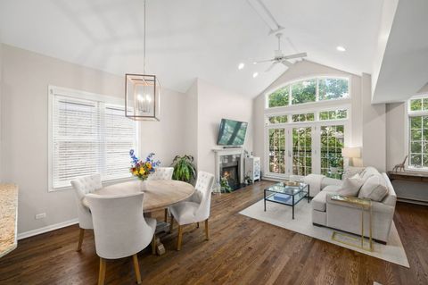 Tiny photo for 913 W ALTGELD Street #4W, Chicago, IL 60614 (MLS # 12444858)