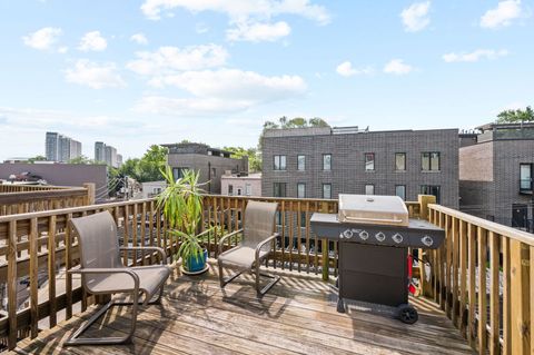Tiny photo for 913 W ALTGELD Street #4W, Chicago, IL 60614 (MLS # 12444858)