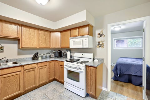 Tiny photo for 1101 E Algonquin Road #6, Arlington Heights, IL 60005 (MLS # 12793426)