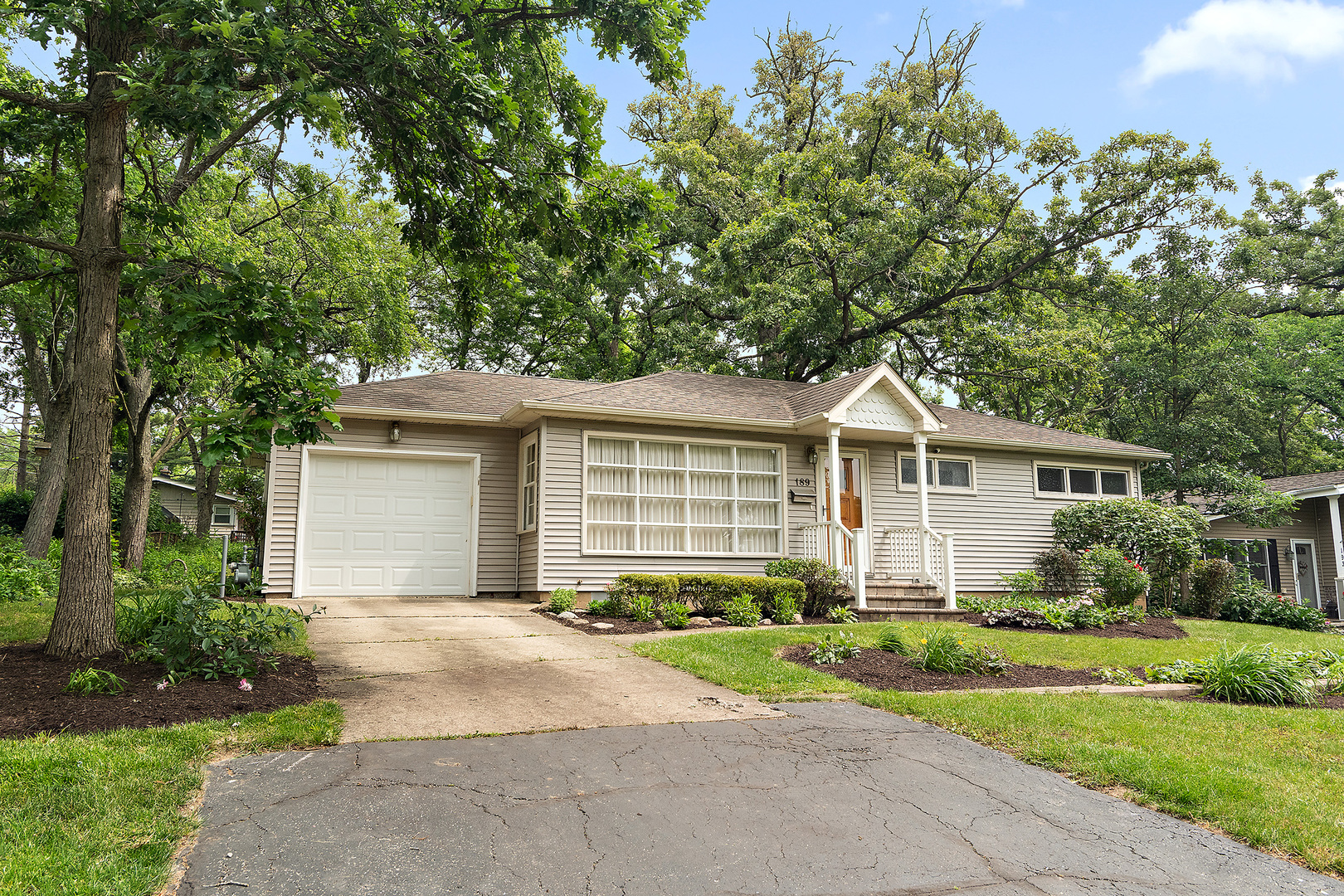 189 Oakview Drive