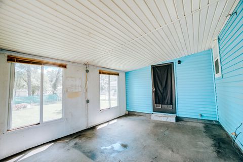 Tiny photo for 525 E Hickory Street, Watseka, IL 60970 (MLS # 12404254)