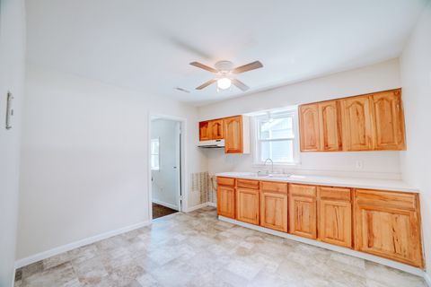 Tiny photo for 525 E Hickory Street, Watseka, IL 60970 (MLS # 12404254)