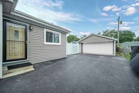 Tiny photo for 530 N 3rd Avenue, Villa Park, IL 60181 (MLS # 12672232)