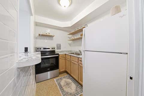 Tiny photo for 6118 N Sheridan Road #106, Chicago, IL 60660 (MLS # 12742741)