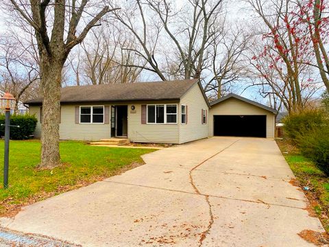 Photo of 23922 S Cretewood Lane, Crete, IL 60417 (MLS # 12487593)