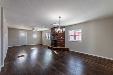 Tiny photo for 522 E 5th Street, Kewanee, IL 61443 (MLS # 12536695)