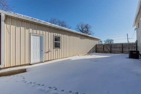 Tiny photo for 522 E 5th Street, Kewanee, IL 61443 (MLS # 12536695)