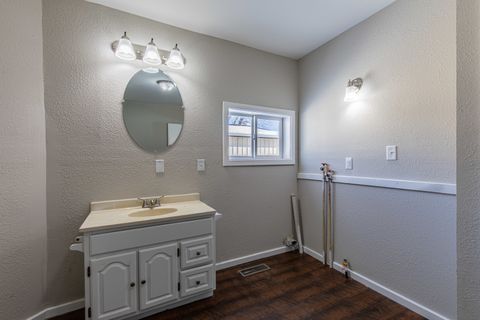 Tiny photo for 522 E 5th Street, Kewanee, IL 61443 (MLS # 12536695)