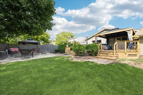 Tiny photo for 305 Pearl Street, Cary, IL 60013 (MLS # 12476872)