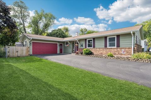 Photo of 305 Pearl Street, Cary, IL 60013 (MLS # 12476872)