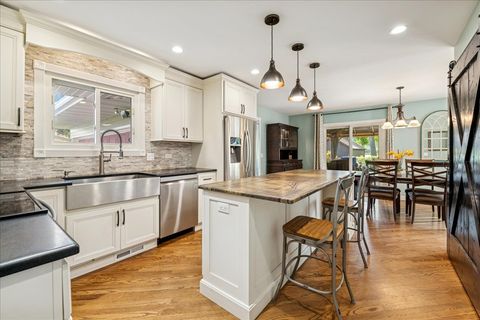Tiny photo for 305 Pearl Street, Cary, IL 60013 (MLS # 12476872)