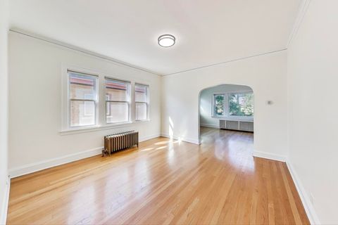 Tiny photo for 2811 Wisconsin Avenue, Berwyn, IL 60402 (MLS # 12462001)