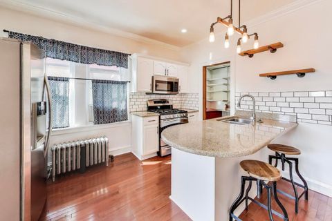 Tiny photo for 2811 Wisconsin Avenue, Berwyn, IL 60402 (MLS # 12462001)