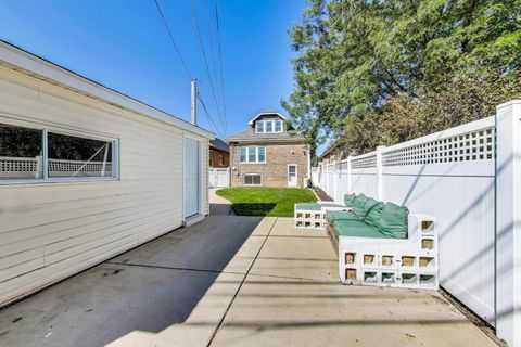 Tiny photo for 2811 Wisconsin Avenue, Berwyn, IL 60402 (MLS # 12462001)