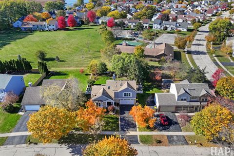 Tiny photo for 775 White Pine Circle, Lake In The Hills, IL 60156 (MLS # 12501795)