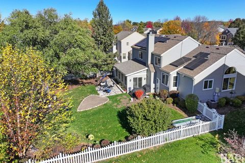 Tiny photo for 775 White Pine Circle, Lake In The Hills, IL 60156 (MLS # 12501795)