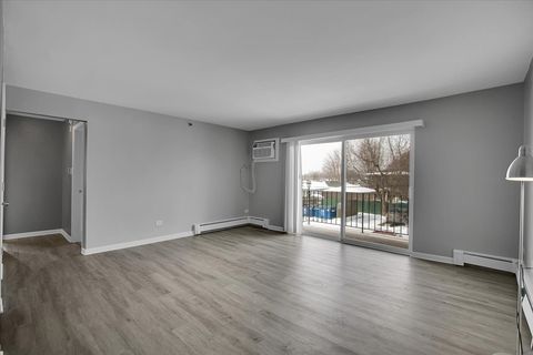 Tiny photo for 10310 Ridgeland Avenue #208, Chicago Ridge, IL 60415 (MLS # 12562541)