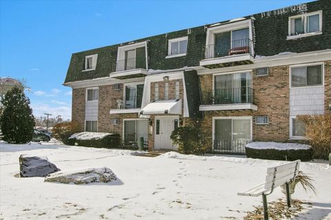 Tiny photo for 10310 Ridgeland Avenue #208, Chicago Ridge, IL 60415 (MLS # 12562541)