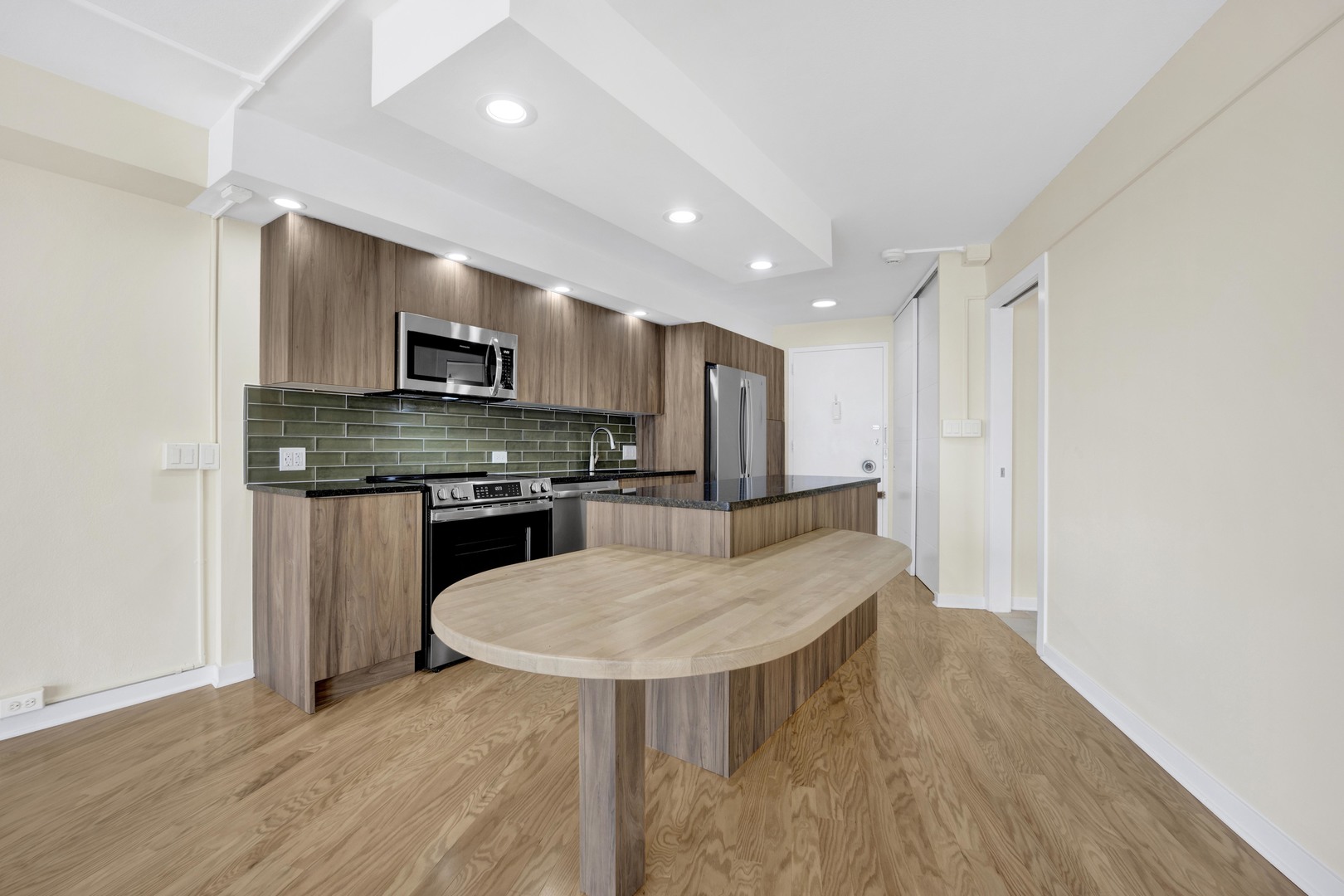 300 N State Street 4512