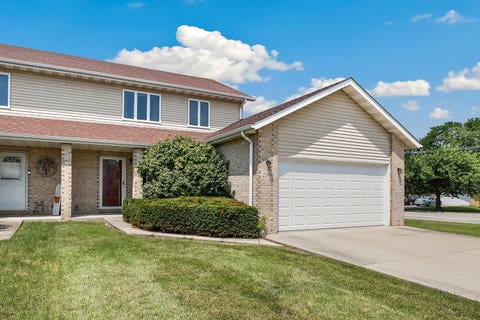 Photo of 2399 Caton Crest Drive, Crest Hill, IL 60403 (MLS # 12708682)