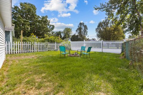 Tiny photo for 11609 Main Street, Huntley, IL 60142 (MLS # 12450709)