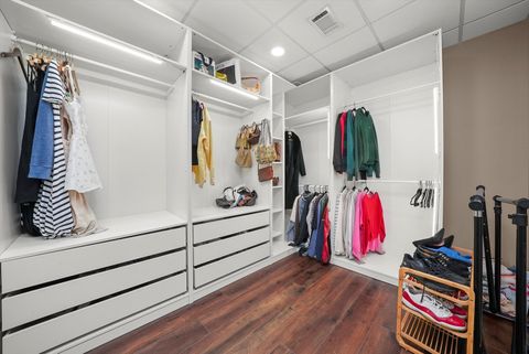 Tiny photo for 35080 N Oak Knoll Circle, Gurnee, IL 60031 (MLS # 12625123)