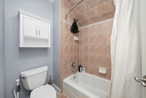 Tiny photo for 35080 N Oak Knoll Circle, Gurnee, IL 60031 (MLS # 12625123)