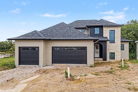 Photo of 7125 Spring Creek Drive, Bettendorf, IA 52722 (MLS # 12791857)