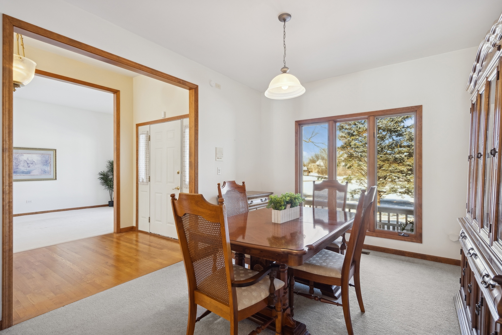 3724 Tamarack Circle