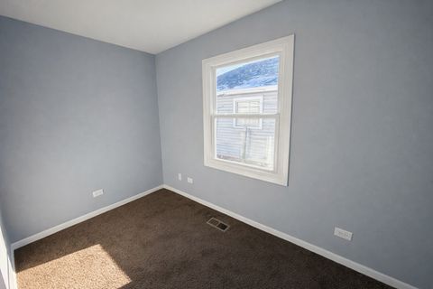 Tiny photo for 35330 N Nielsen Drive, Round Lake Beach, IL 60073 (MLS # 12558785)